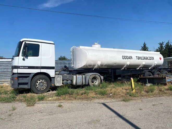 Mercedes Actros 1835-8