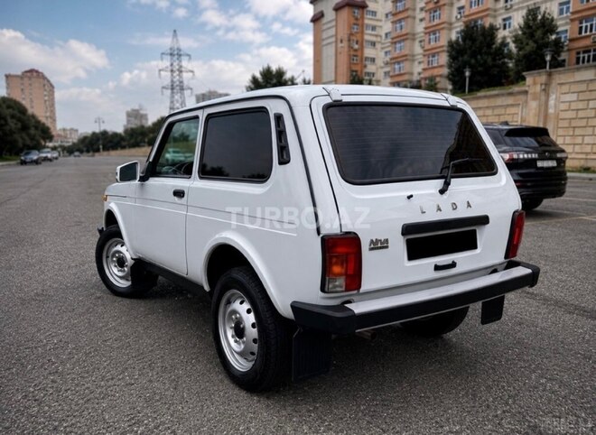 LADA (VAZ) Niva-2