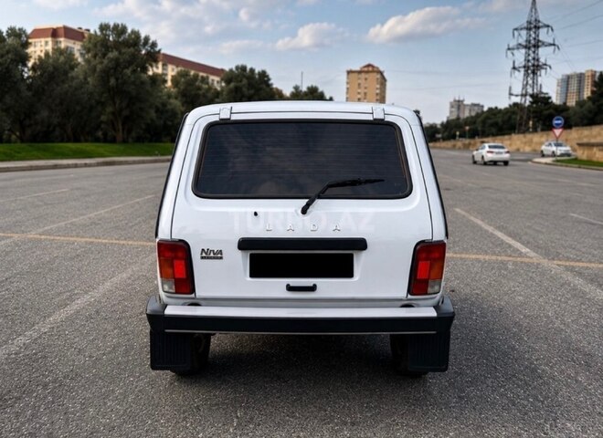 LADA (VAZ) Niva-3
