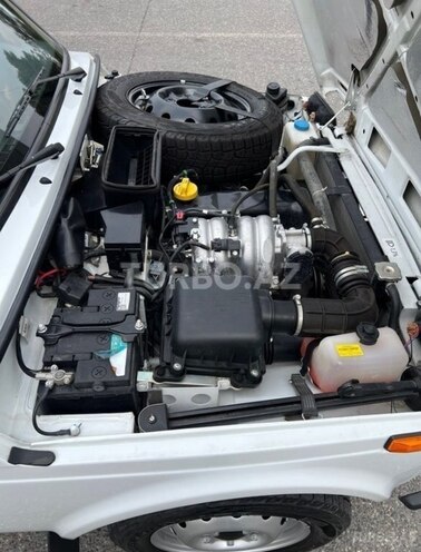 LADA (VAZ) Niva-11