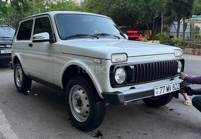 LADA (VAZ) Niva-15