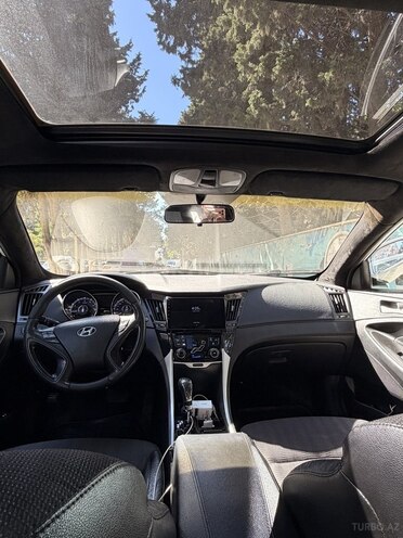 Hyundai Sonata-3