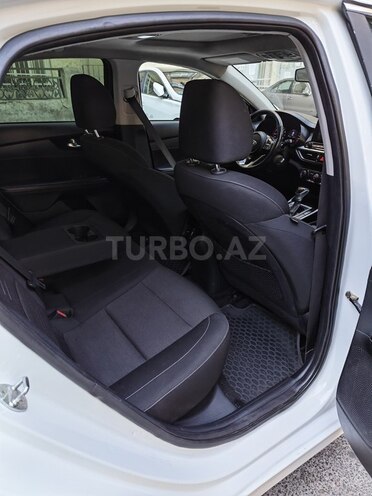 Kia Forte-12