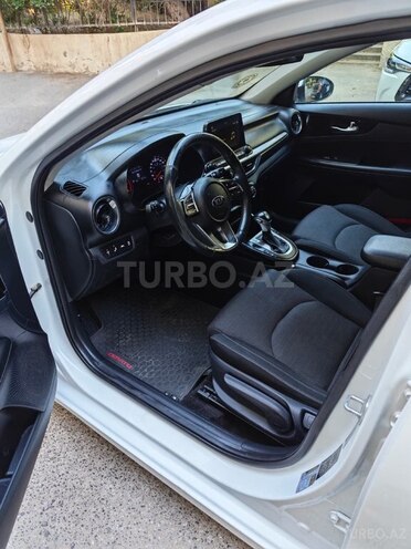 Kia Forte-10