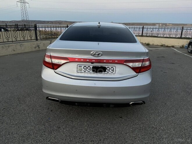 Hyundai Grandeur-12