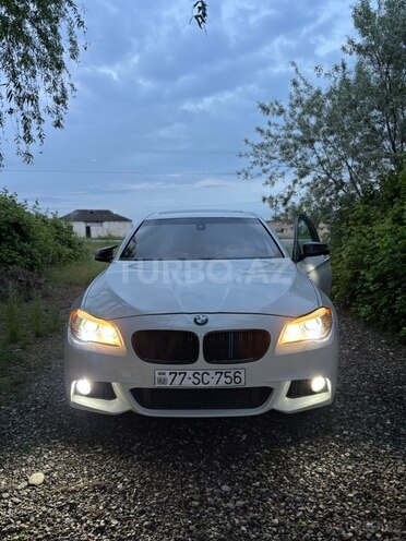 BMW 528-2