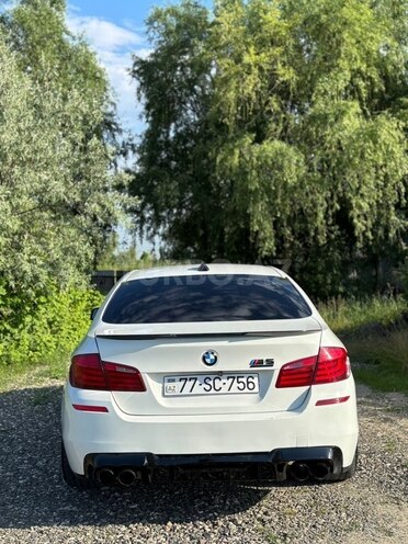 BMW 528-5