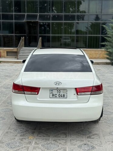 Hyundai Sonata-5