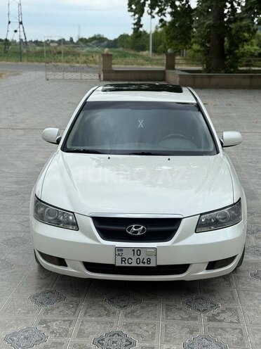 Hyundai Sonata-2
