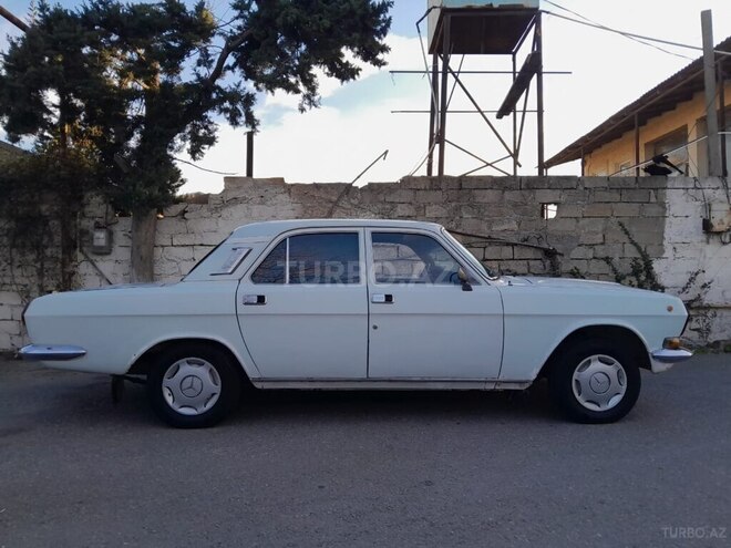 GAZ 24 "Volga"-2