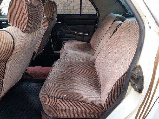 GAZ 24 "Volga"-7