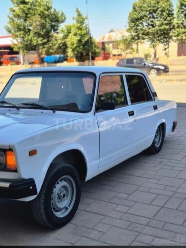 LADA (VAZ) 2107-8