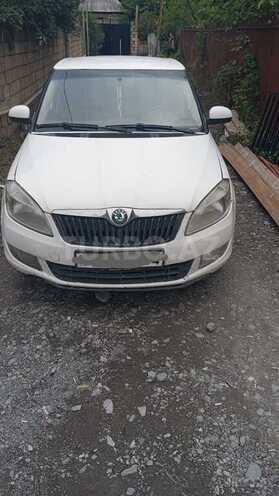 Skoda Fabia-1