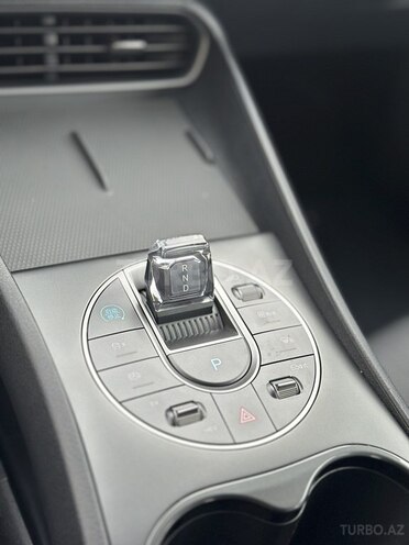 BYD Seal 05-13