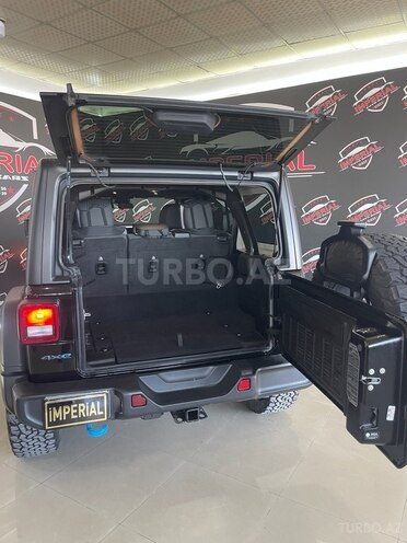 Jeep Wrangler-14