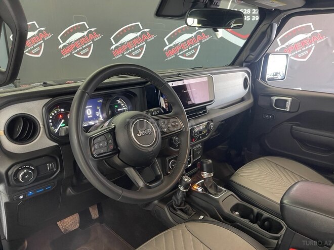 Jeep Wrangler-7