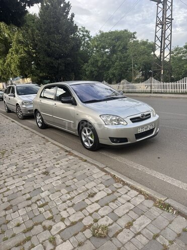Toyota Corolla-6