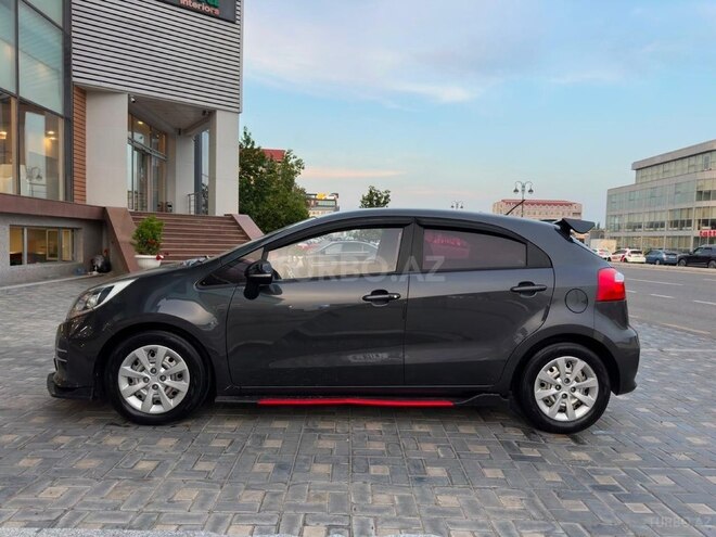 Kia Pride-8