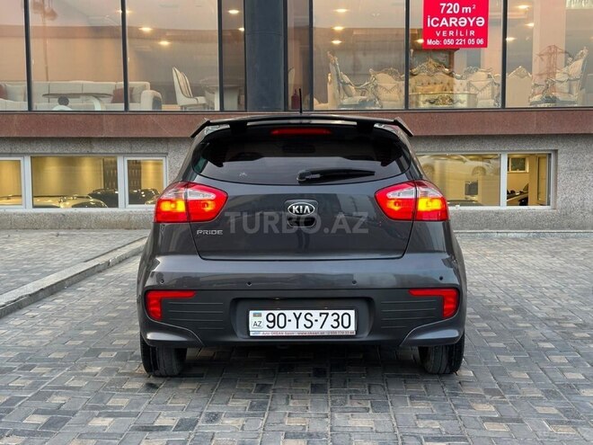 Kia Pride-7