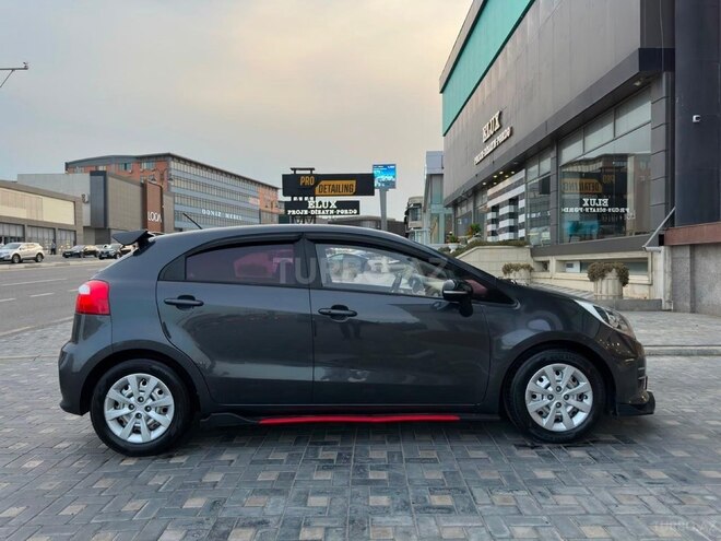 Kia Pride-3