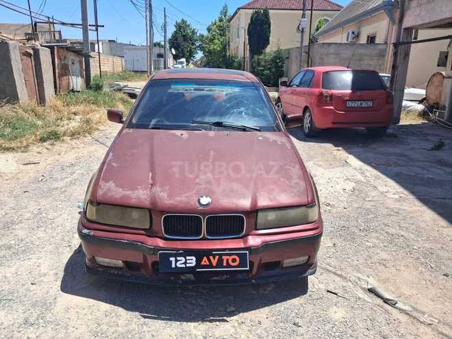 BMW 318-1