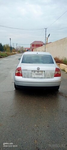 Volkswagen Passat-3