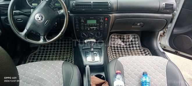 Volkswagen Passat-7