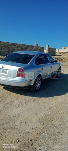 Volkswagen Passat-4