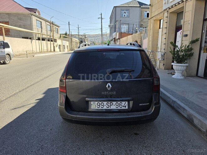 Renault Megane-6