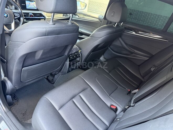 BMW 530-3