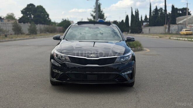 Kia Optima-1