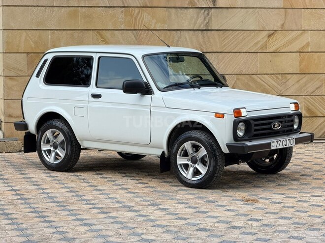 LADA (VAZ) Niva-3