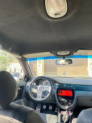 Daewoo Gentra-9