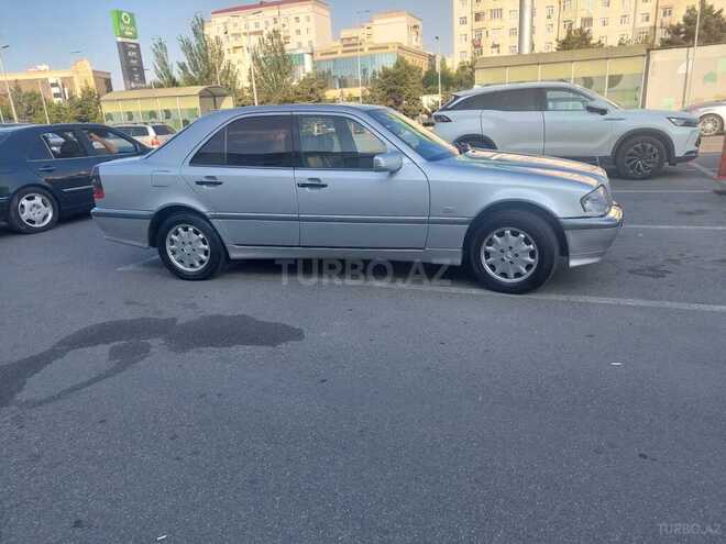 Mercedes C 180-7