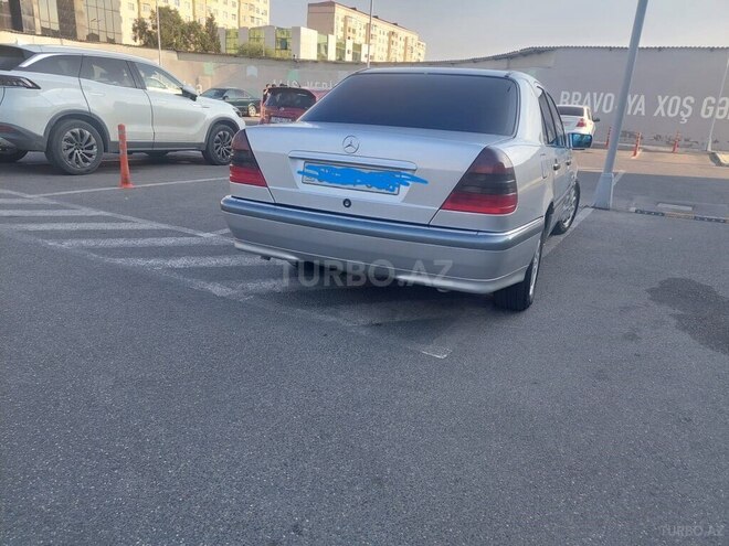 Mercedes C 180-8