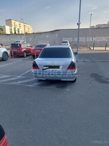 Mercedes C 180-2