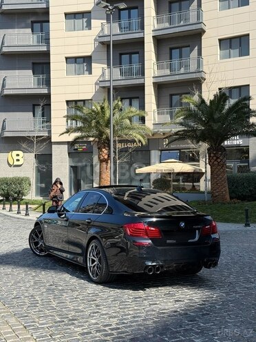 BMW 528-2
