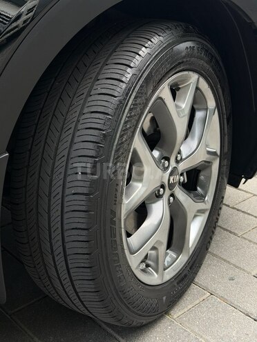 Kia Sorento-19