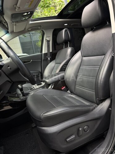 Kia Sorento-11
