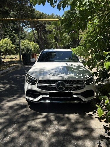 Mercedes GLC 250 4MATIC Coupe-1