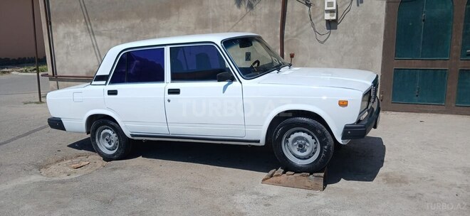 LADA (VAZ) 2107-4
