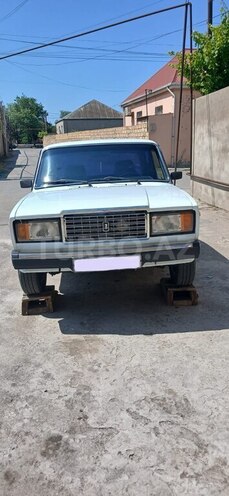 LADA (VAZ) 2107-2