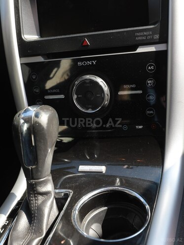 Ford Edge-7