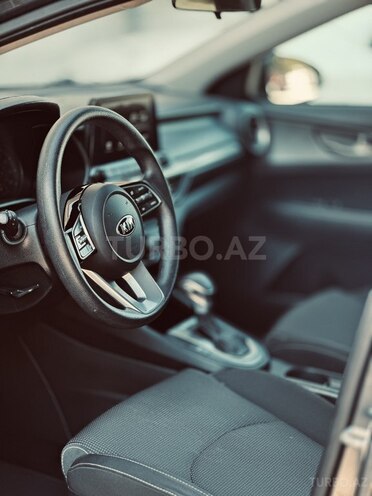 Kia Forte-15