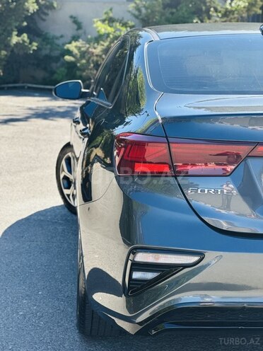 Kia Forte-12