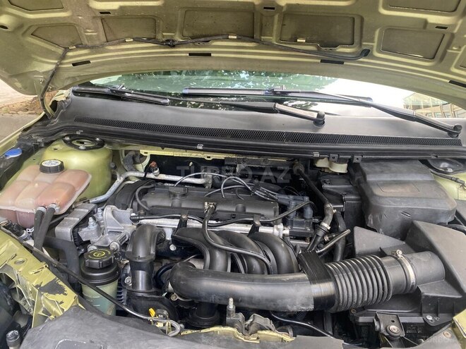 Ford Focus-7