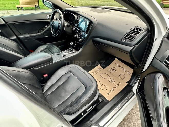 Kia Optima-13