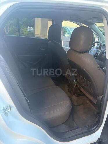 Chevrolet Trax-6