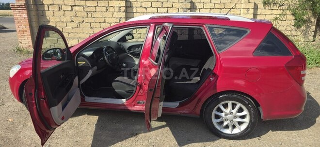 Kia Ceed SW-8