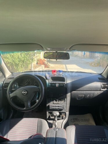 Opel Astra-13